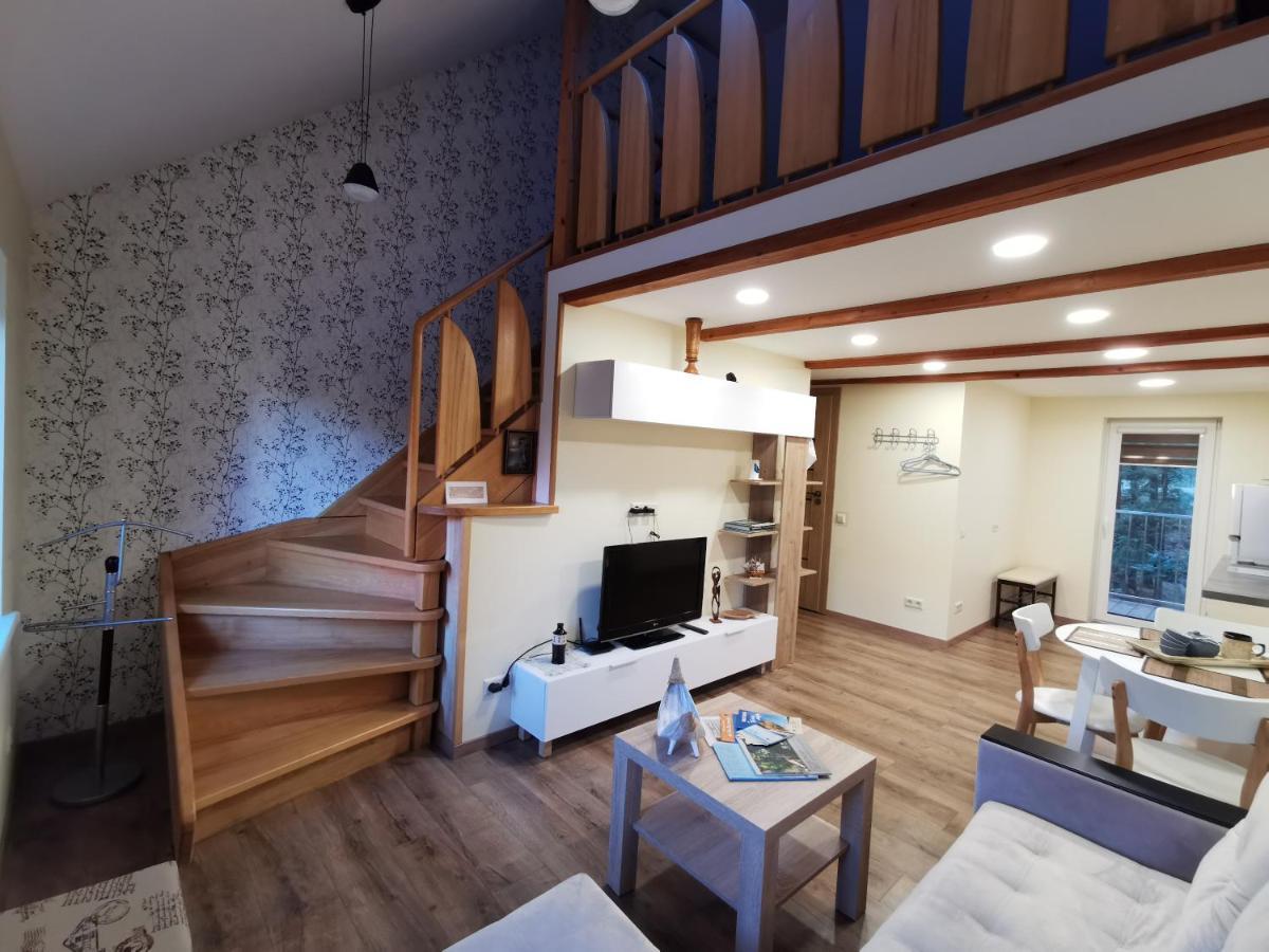Appartement Nostalgija Is Balkono à Nido Extérieur photo